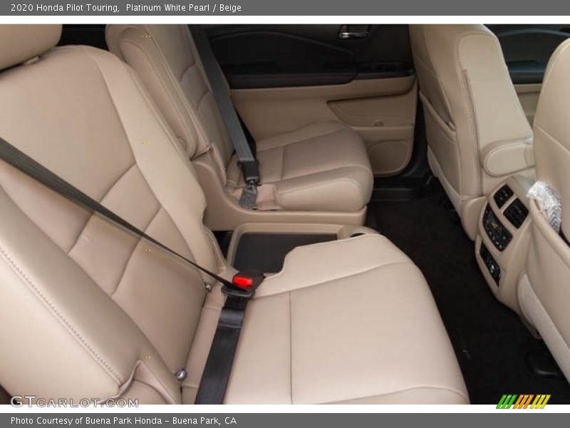 Platinum White Pearl / Beige 2020 Honda Pilot Touring
