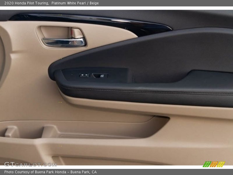 Platinum White Pearl / Beige 2020 Honda Pilot Touring