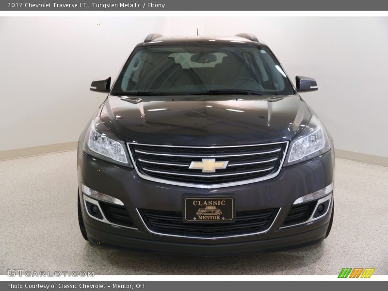Tungsten Metallic / Ebony 2017 Chevrolet Traverse LT