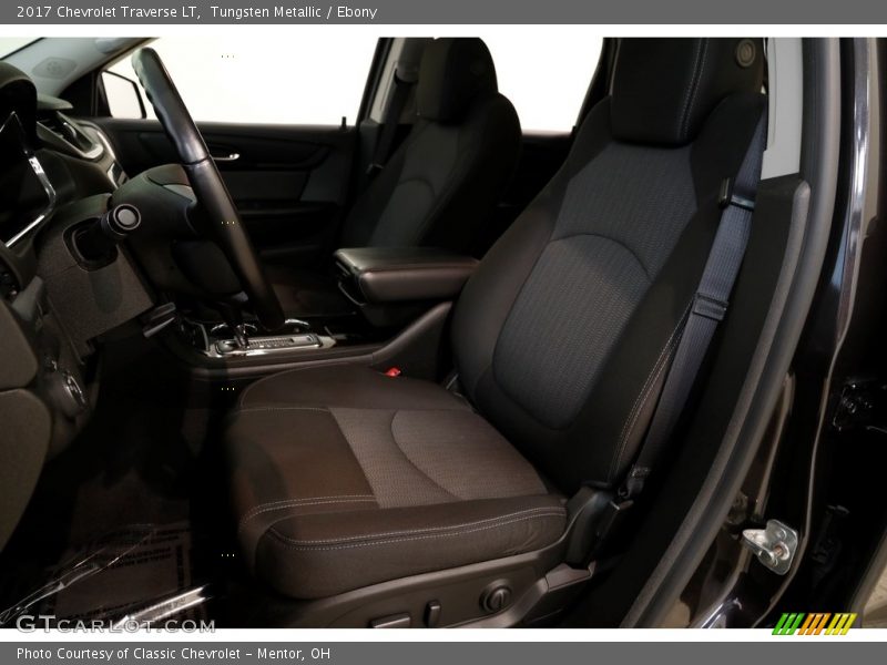 Tungsten Metallic / Ebony 2017 Chevrolet Traverse LT