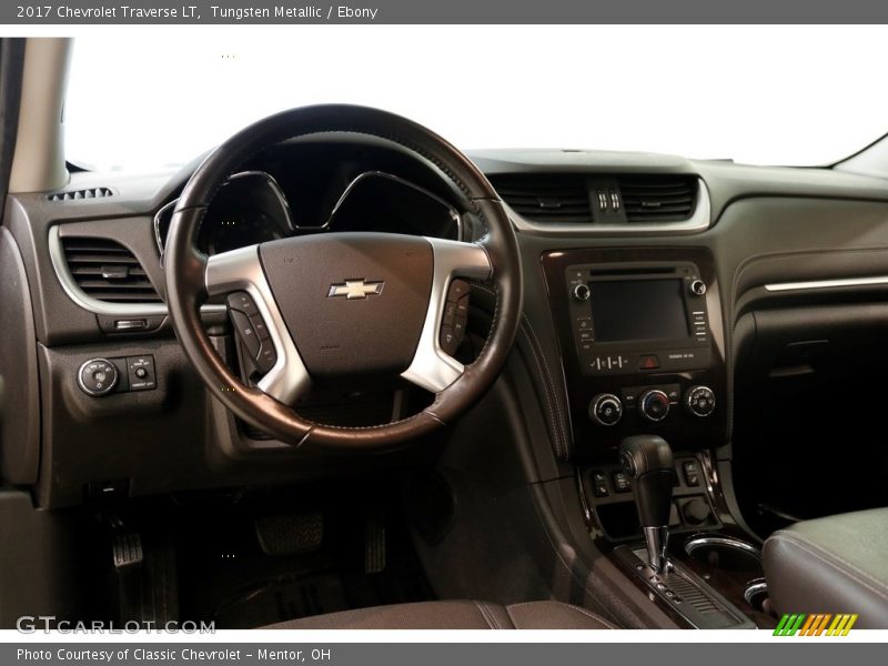 Tungsten Metallic / Ebony 2017 Chevrolet Traverse LT