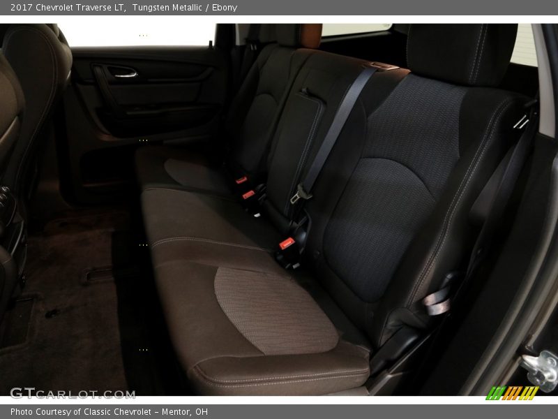 Tungsten Metallic / Ebony 2017 Chevrolet Traverse LT