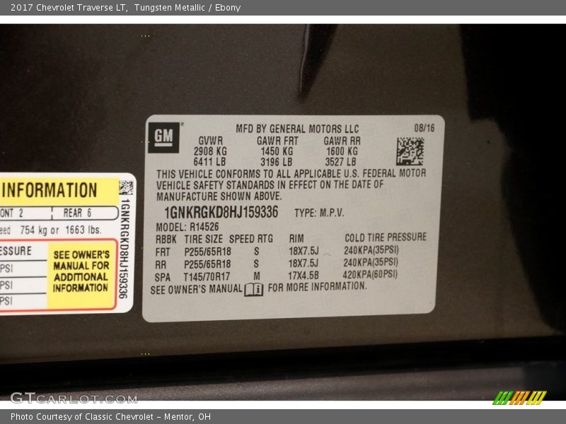 Tungsten Metallic / Ebony 2017 Chevrolet Traverse LT