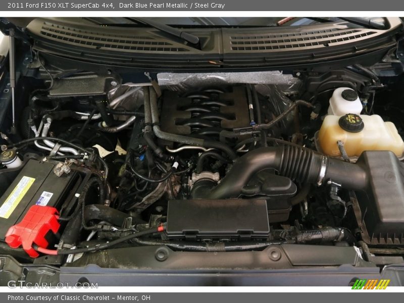 Dark Blue Pearl Metallic / Steel Gray 2011 Ford F150 XLT SuperCab 4x4