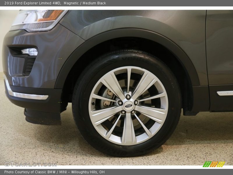 Magnetic / Medium Black 2019 Ford Explorer Limited 4WD