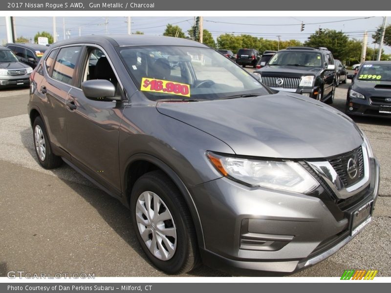 Gun Metallic / Charcoal 2017 Nissan Rogue S AWD
