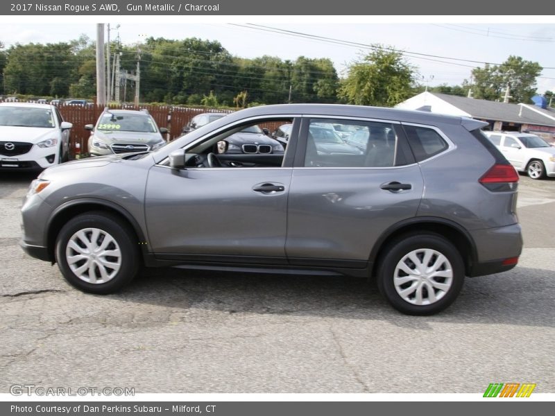 Gun Metallic / Charcoal 2017 Nissan Rogue S AWD