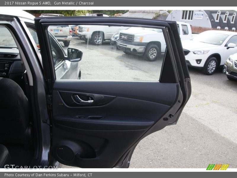 Gun Metallic / Charcoal 2017 Nissan Rogue S AWD