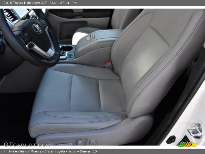 Blizzard Pearl / Ash 2016 Toyota Highlander XLE