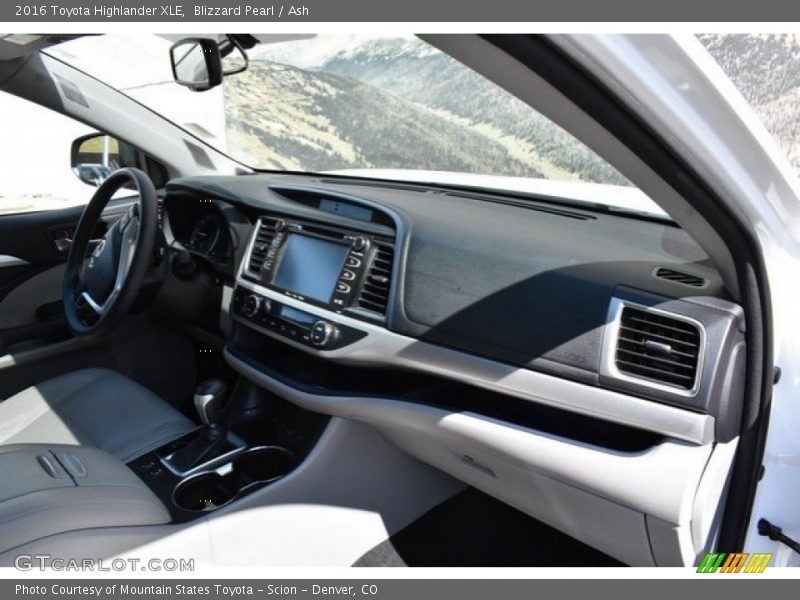 Blizzard Pearl / Ash 2016 Toyota Highlander XLE