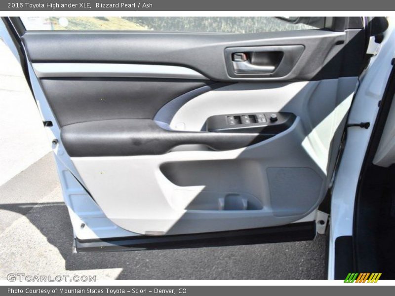 Blizzard Pearl / Ash 2016 Toyota Highlander XLE