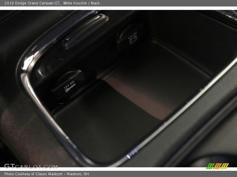 White Knuckle / Black 2019 Dodge Grand Caravan GT
