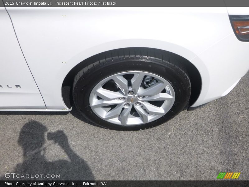Iridescent Pearl Tricoat / Jet Black 2019 Chevrolet Impala LT