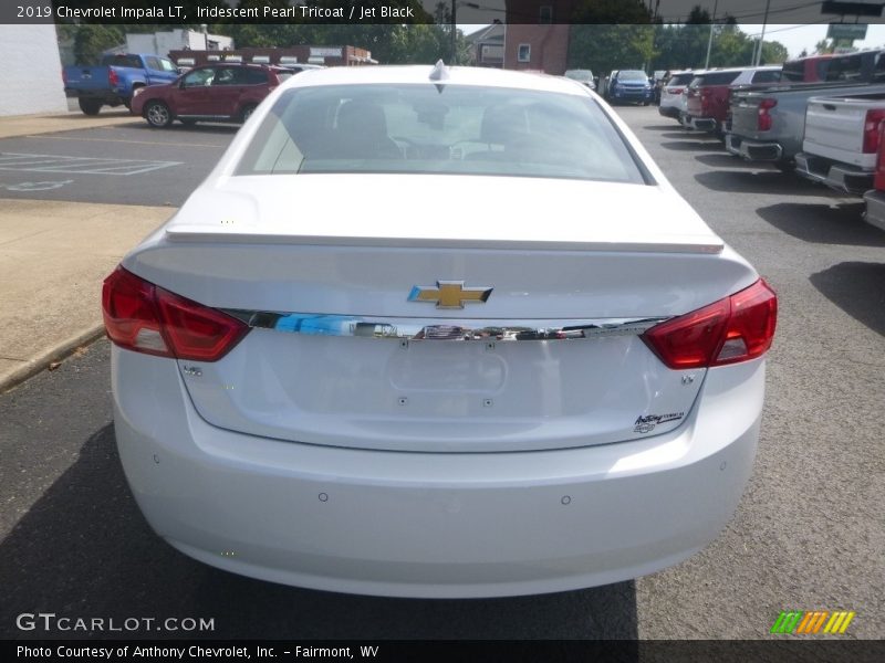 Iridescent Pearl Tricoat / Jet Black 2019 Chevrolet Impala LT