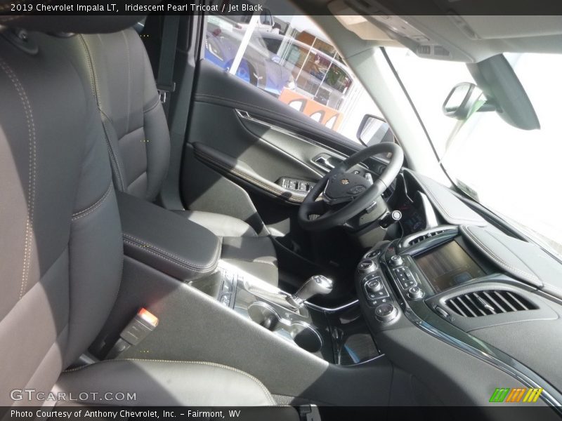 Iridescent Pearl Tricoat / Jet Black 2019 Chevrolet Impala LT