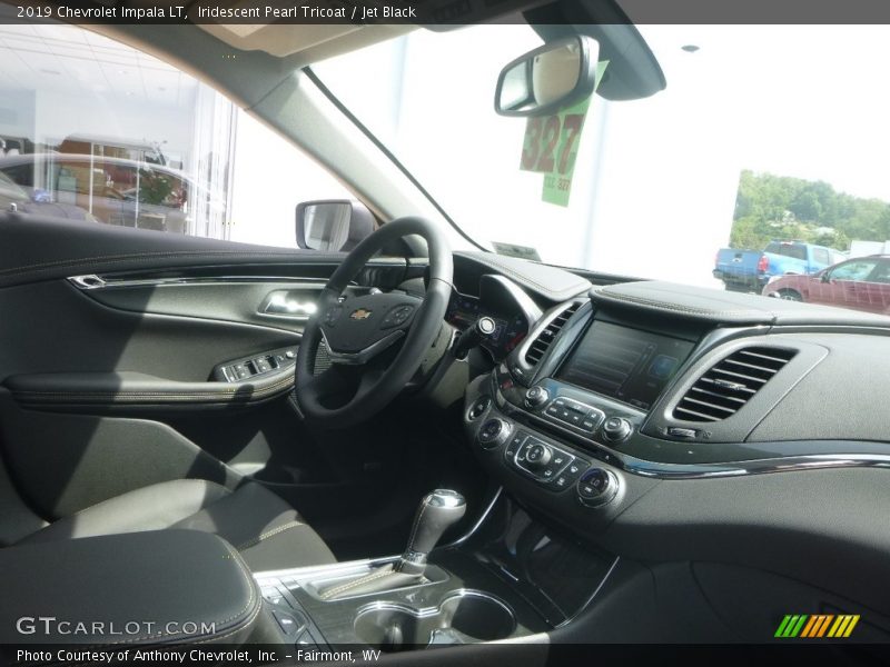 Iridescent Pearl Tricoat / Jet Black 2019 Chevrolet Impala LT