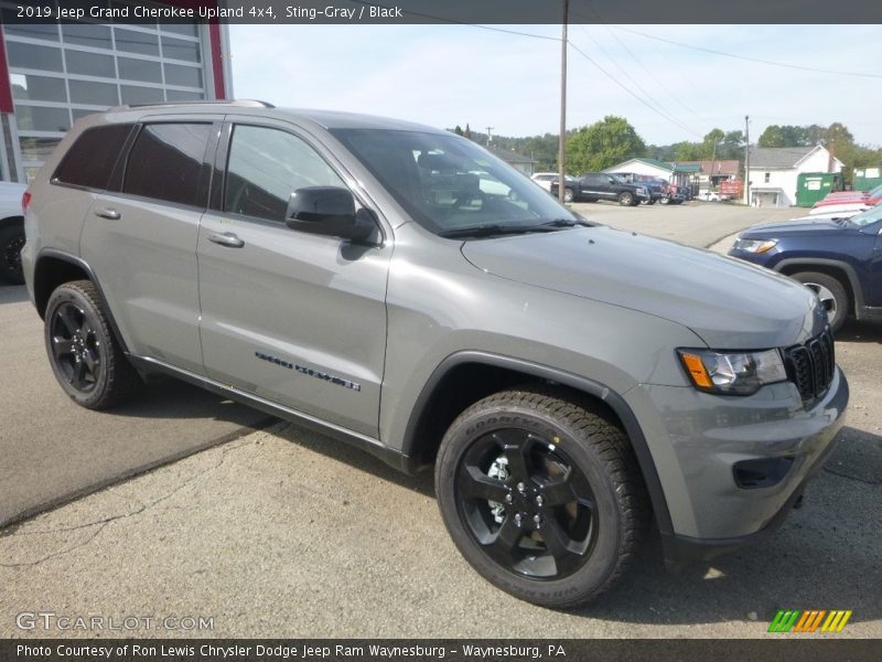 Sting-Gray / Black 2019 Jeep Grand Cherokee Upland 4x4