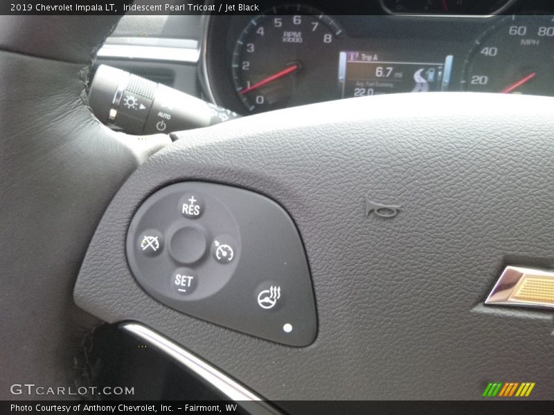 Iridescent Pearl Tricoat / Jet Black 2019 Chevrolet Impala LT