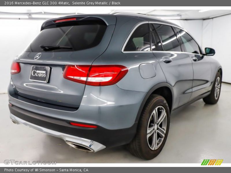 Selenite Grey Metallic / Black 2016 Mercedes-Benz GLC 300 4Matic