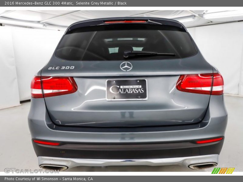 Selenite Grey Metallic / Black 2016 Mercedes-Benz GLC 300 4Matic