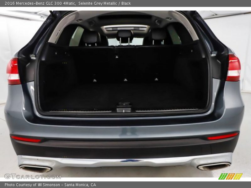 Selenite Grey Metallic / Black 2016 Mercedes-Benz GLC 300 4Matic