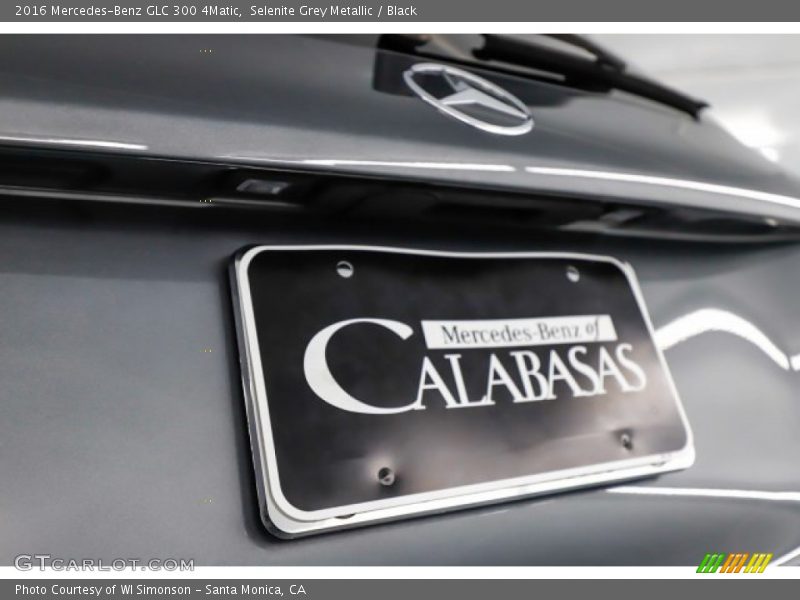 Selenite Grey Metallic / Black 2016 Mercedes-Benz GLC 300 4Matic