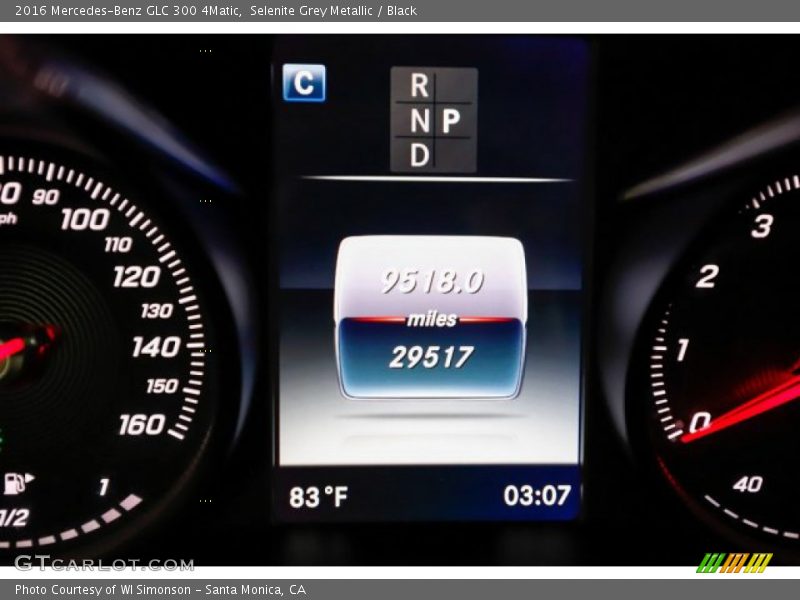 Selenite Grey Metallic / Black 2016 Mercedes-Benz GLC 300 4Matic