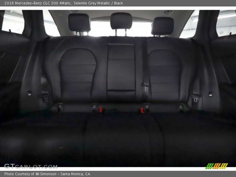 Selenite Grey Metallic / Black 2016 Mercedes-Benz GLC 300 4Matic