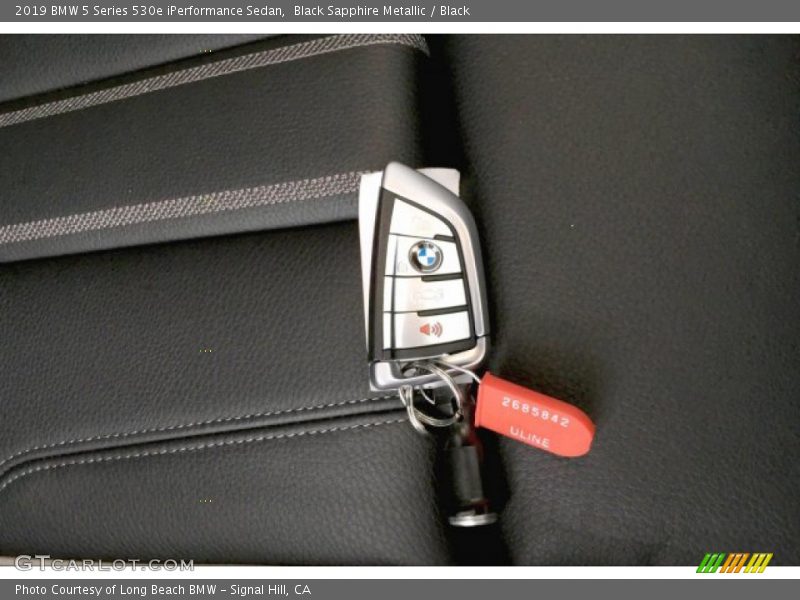 Black Sapphire Metallic / Black 2019 BMW 5 Series 530e iPerformance Sedan