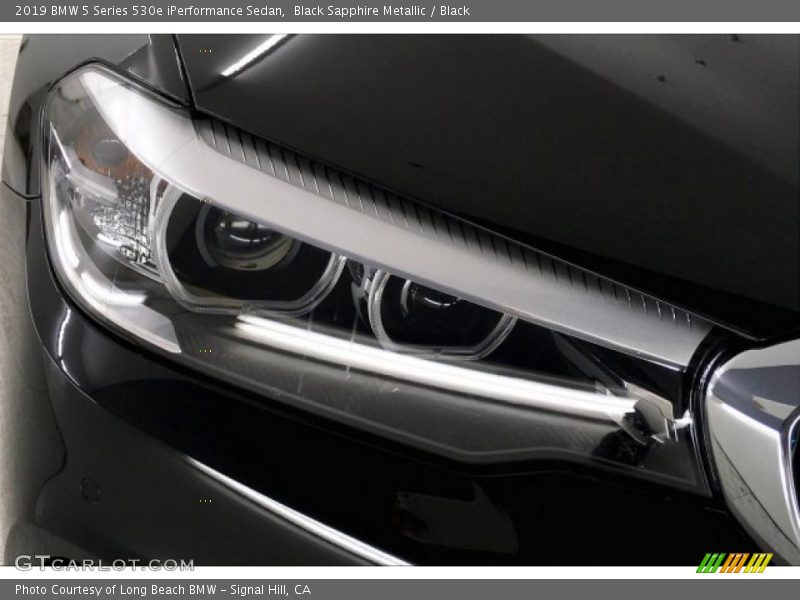 Black Sapphire Metallic / Black 2019 BMW 5 Series 530e iPerformance Sedan