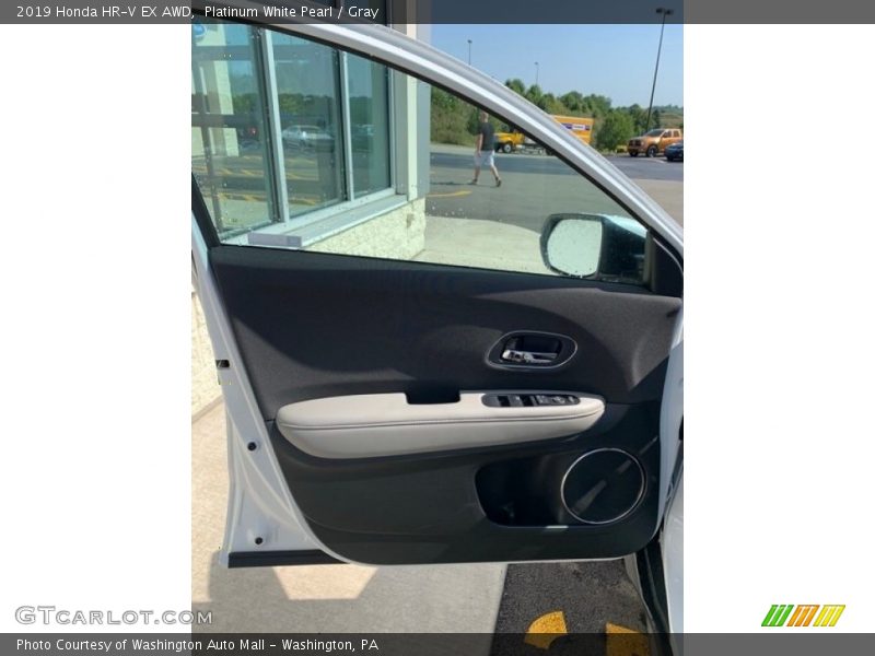 Platinum White Pearl / Gray 2019 Honda HR-V EX AWD