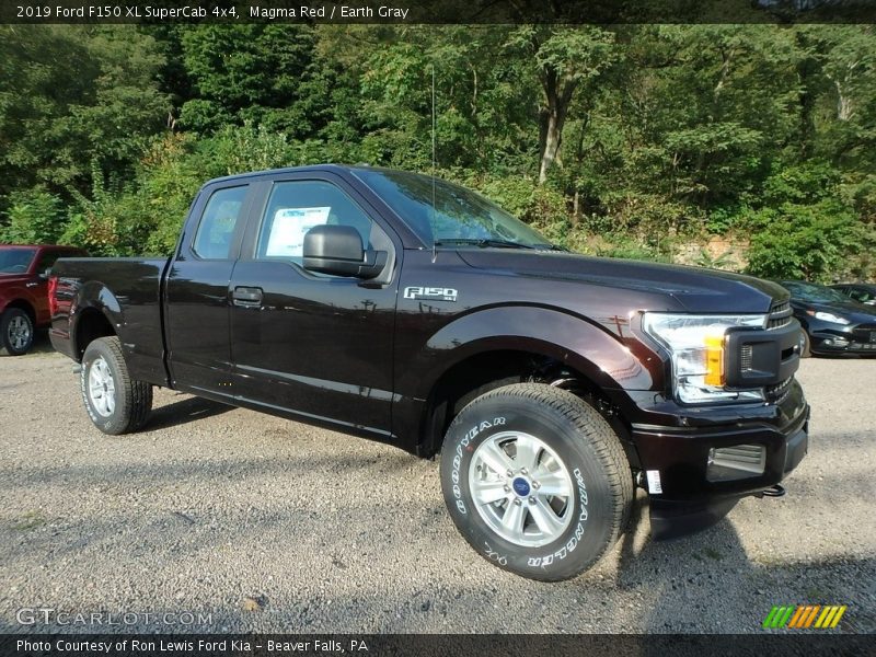 Front 3/4 View of 2019 F150 XL SuperCab 4x4