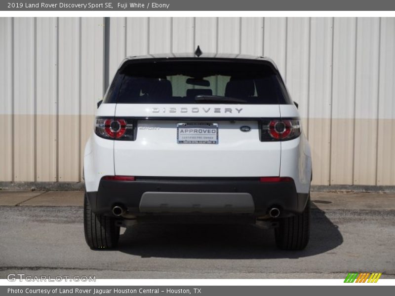 Fuji White / Ebony 2019 Land Rover Discovery Sport SE