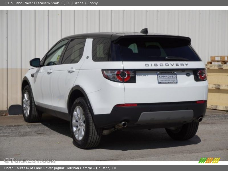 Fuji White / Ebony 2019 Land Rover Discovery Sport SE