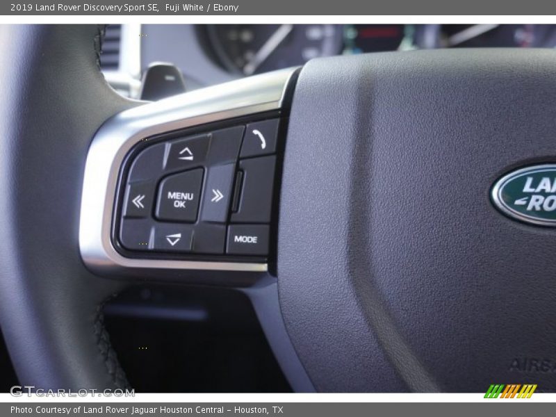Fuji White / Ebony 2019 Land Rover Discovery Sport SE
