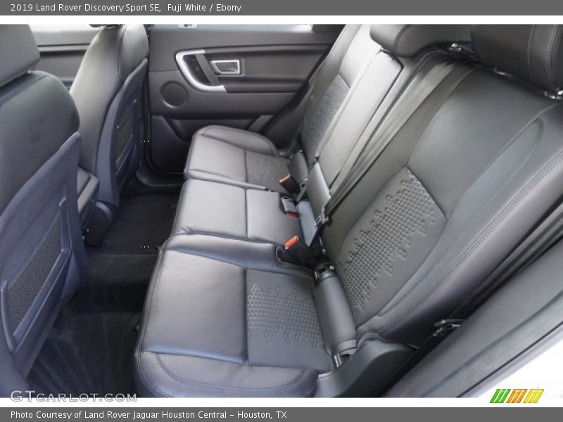 Fuji White / Ebony 2019 Land Rover Discovery Sport SE
