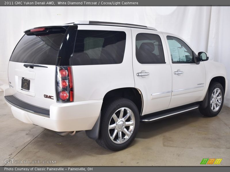White Diamond Tintcoat / Cocoa/Light Cashmere 2011 GMC Yukon Denali AWD