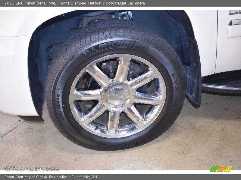 White Diamond Tintcoat / Cocoa/Light Cashmere 2011 GMC Yukon Denali AWD