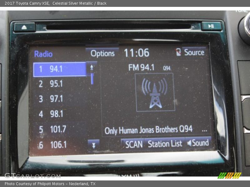 Celestial Silver Metallic / Black 2017 Toyota Camry XSE