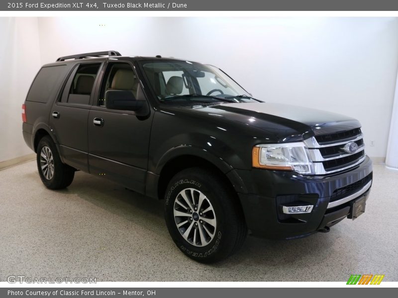 Tuxedo Black Metallic / Dune 2015 Ford Expedition XLT 4x4