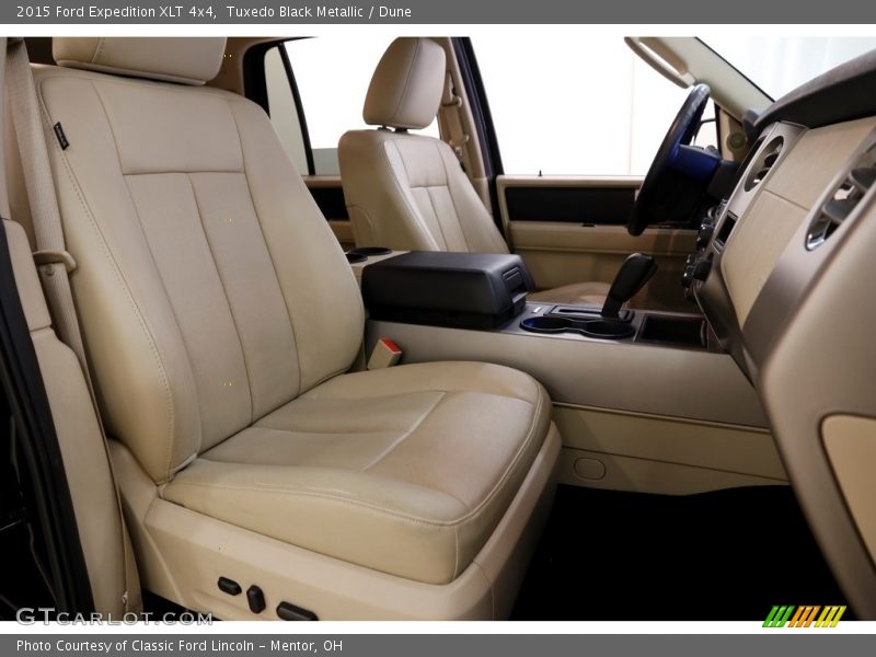 Tuxedo Black Metallic / Dune 2015 Ford Expedition XLT 4x4