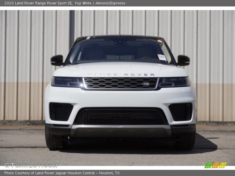 Fuji White / Almond/Espresso 2020 Land Rover Range Rover Sport SE