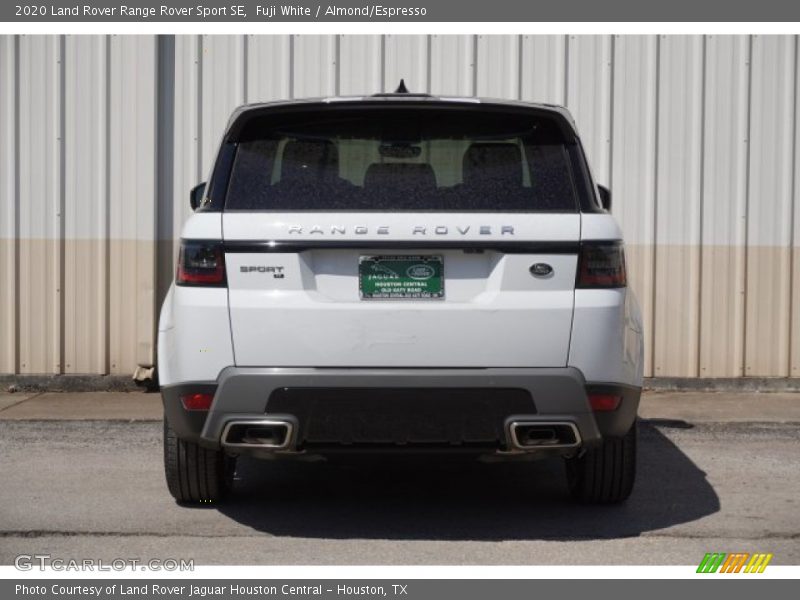 Fuji White / Almond/Espresso 2020 Land Rover Range Rover Sport SE