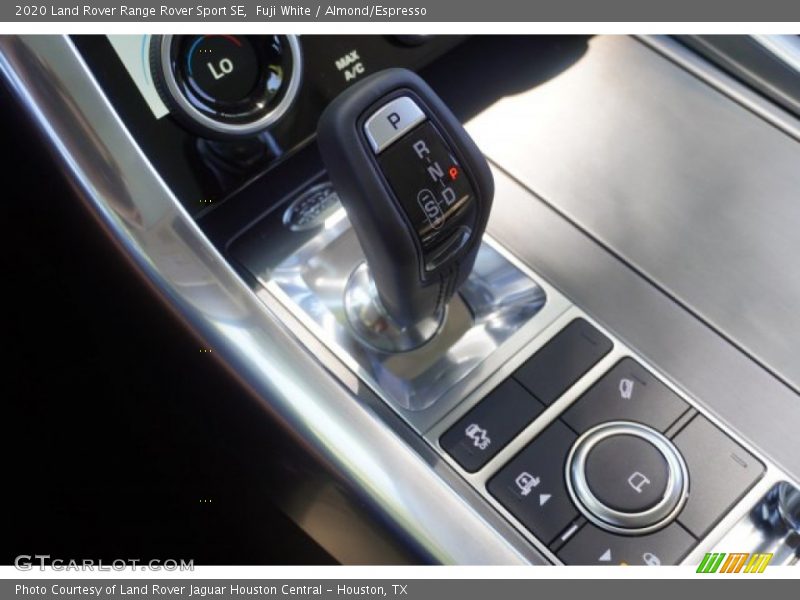 Fuji White / Almond/Espresso 2020 Land Rover Range Rover Sport SE