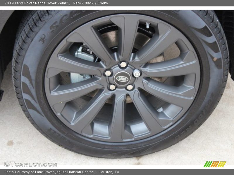 Narvik Black / Ebony 2019 Land Rover Range Rover Velar S