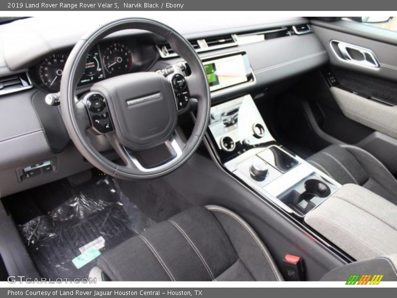 Narvik Black / Ebony 2019 Land Rover Range Rover Velar S