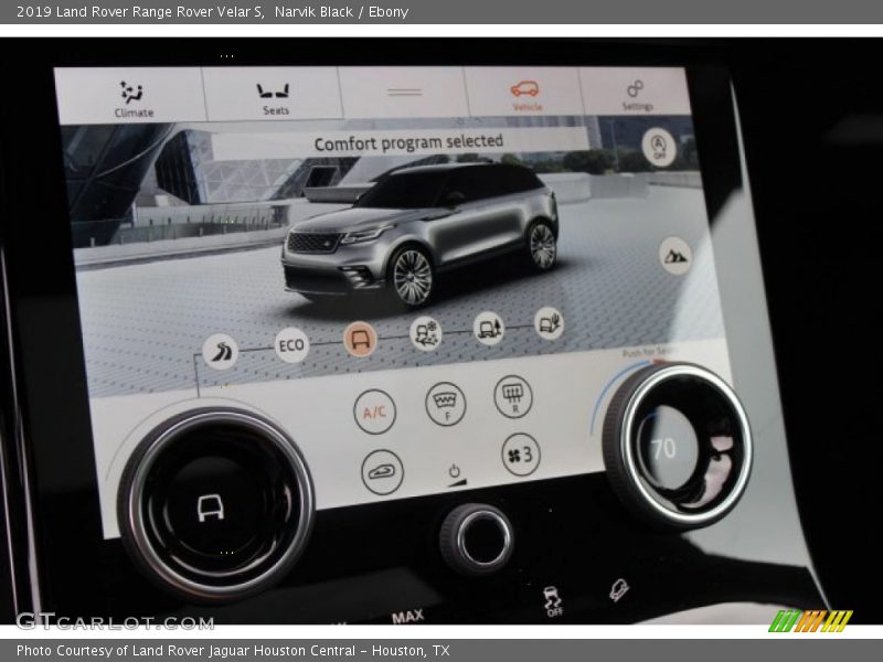Narvik Black / Ebony 2019 Land Rover Range Rover Velar S