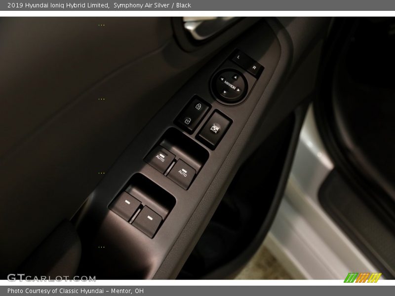 Symphony Air Silver / Black 2019 Hyundai Ioniq Hybrid Limited