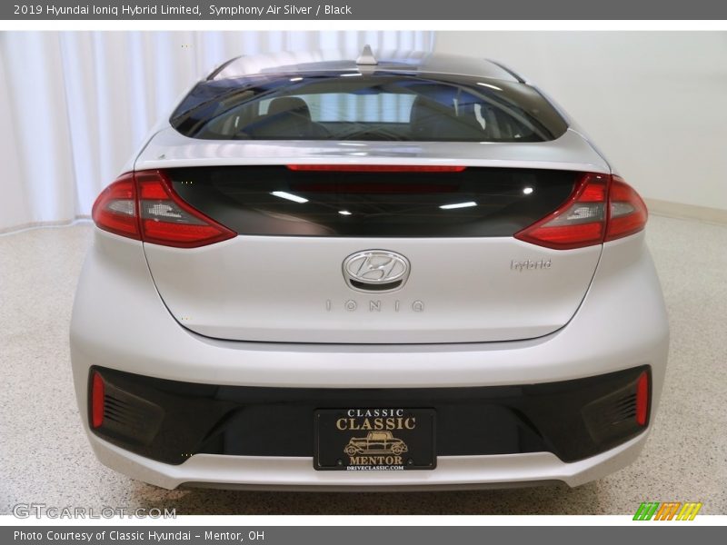 Symphony Air Silver / Black 2019 Hyundai Ioniq Hybrid Limited
