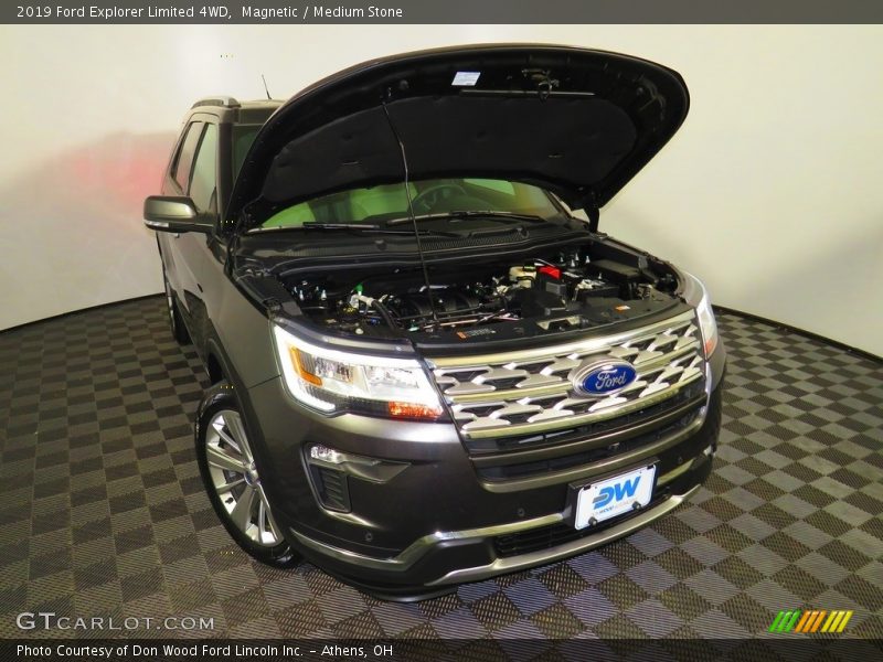Magnetic / Medium Stone 2019 Ford Explorer Limited 4WD